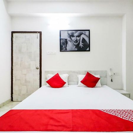 Oyo 30698 Hari Om Guest House Jadabpur Bagian luar foto