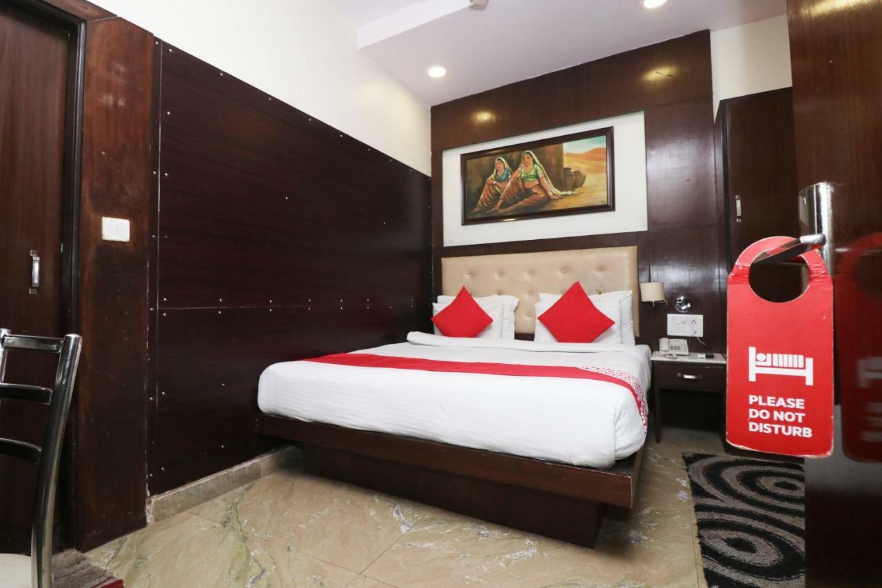Oyo 30698 Hari Om Guest House Jadabpur Bagian luar foto