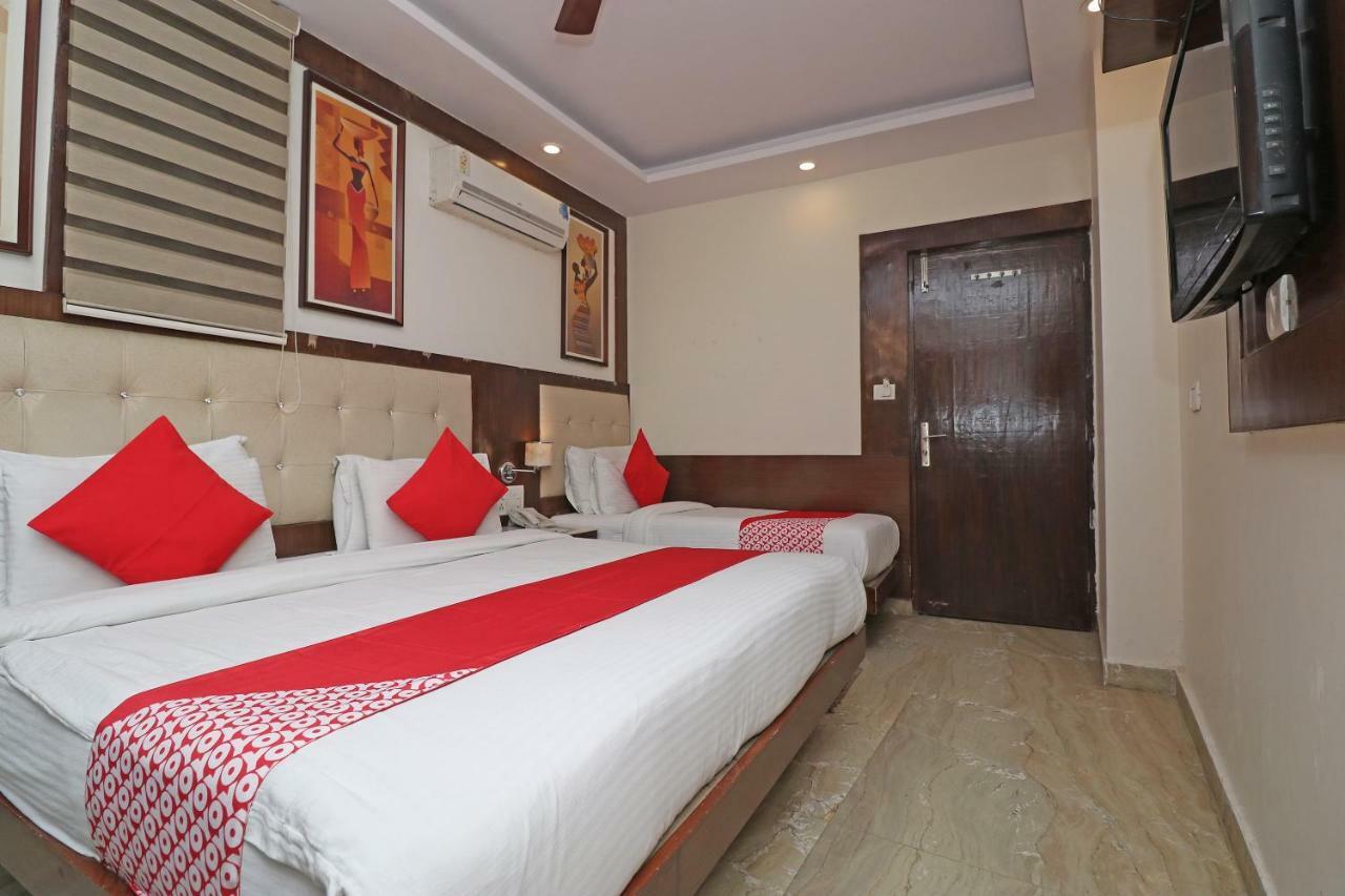 Oyo 30698 Hari Om Guest House Jadabpur Bagian luar foto