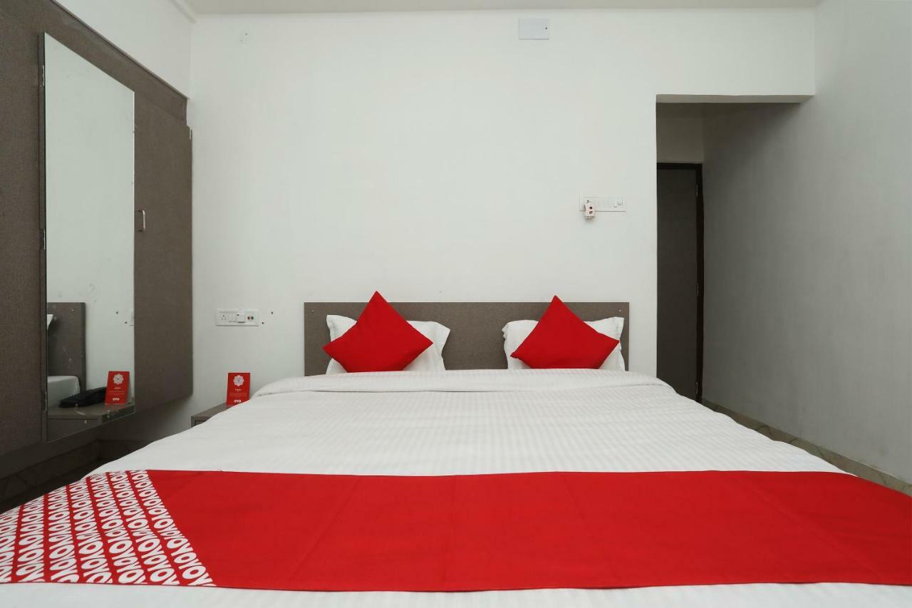 Oyo 30698 Hari Om Guest House Jadabpur Bagian luar foto