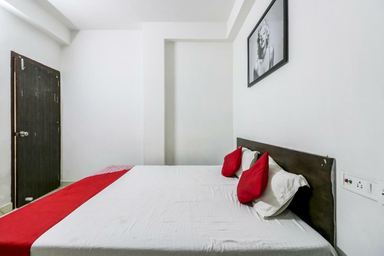 Oyo 30698 Hari Om Guest House Jadabpur Bagian luar foto