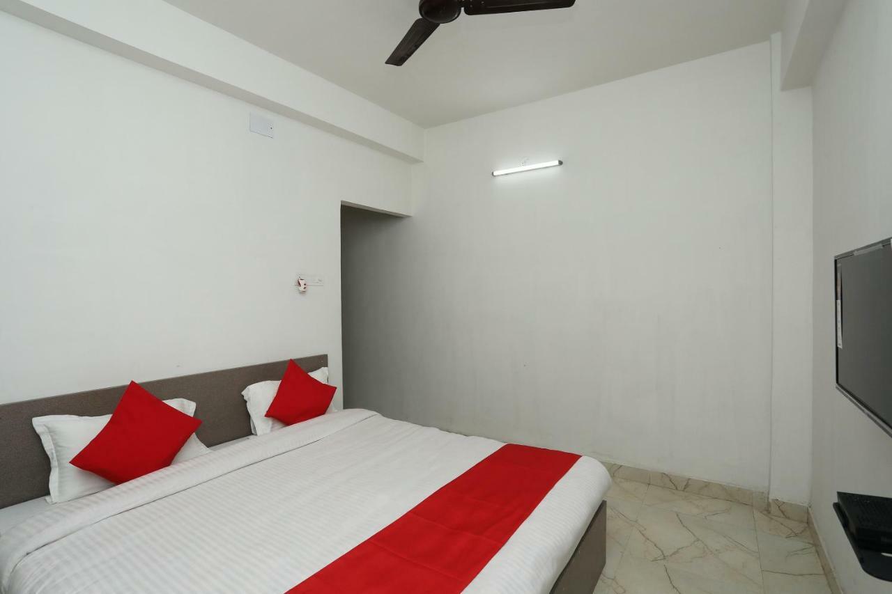 Oyo 30698 Hari Om Guest House Jadabpur Bagian luar foto